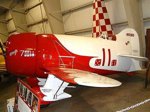 Gee Bee R-1